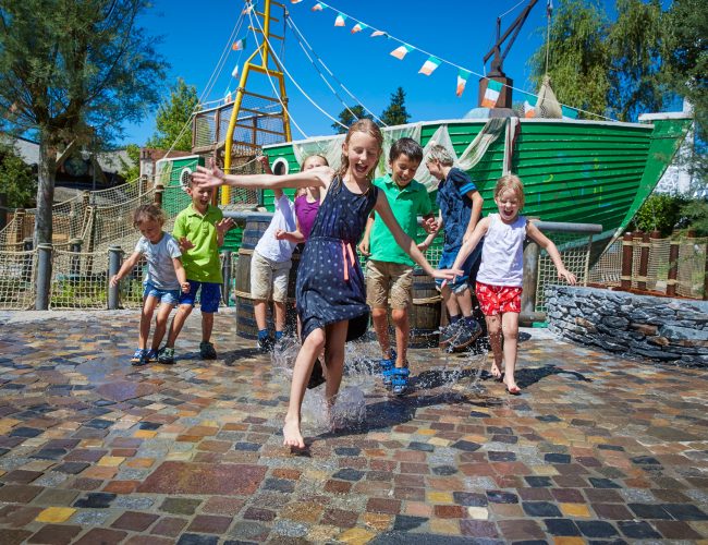 EP16_Irland_Pauls_Playboat_01